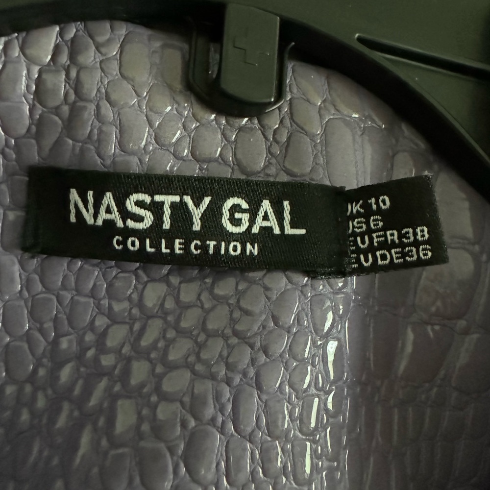 Nasty Gal Collection Lilac Faux Leather Croc Embossed Oversized Blazer - Picture 7 of 8